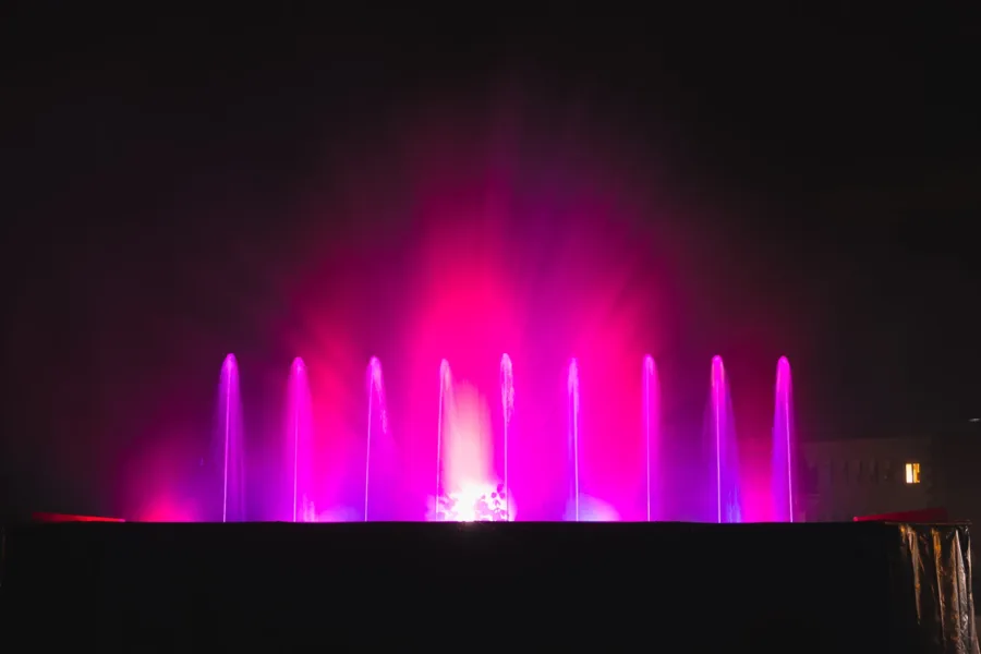 Water in time - Image 9