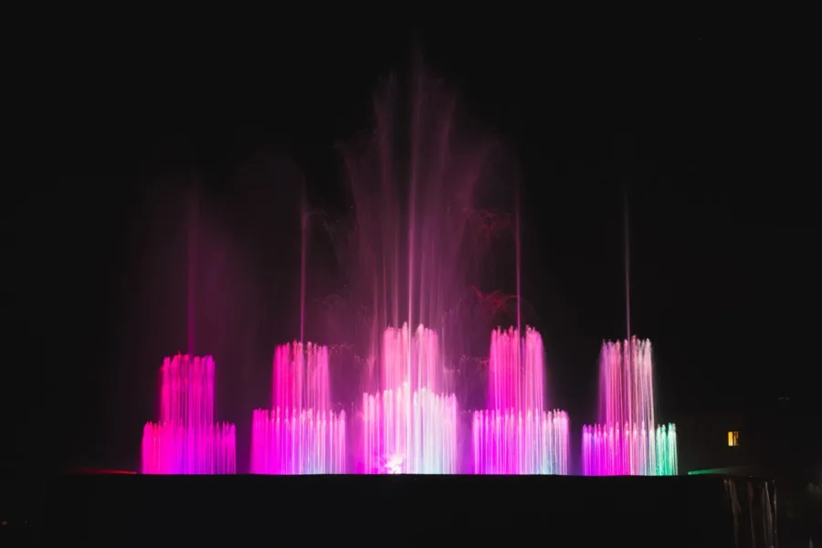 Water in time - Image 8