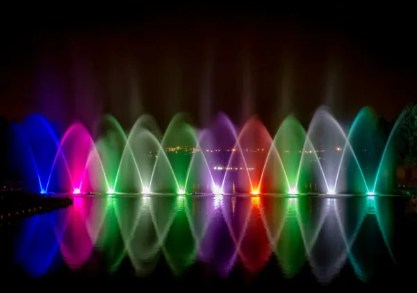 Fairycubes Color Show Viorica Fontane danzanti